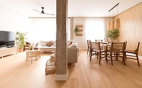 Carmelo Gil Ac By Staynnapartments